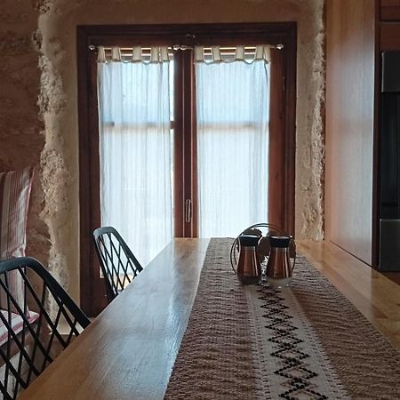 Niko'S Stone Guest House 플리트라 외부 사진